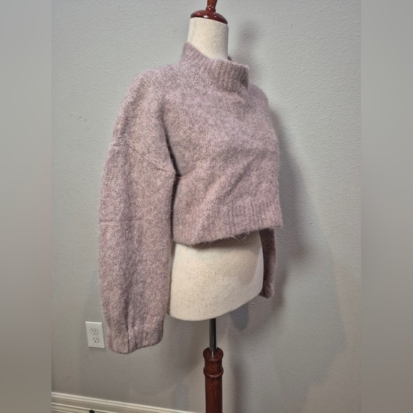 Lunya Alpaca Women's Sweater in Soft Mauve Size Medium - Picture 6 of 8